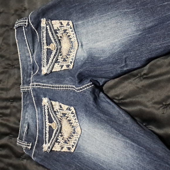 Jeans - Picture 2 of 2